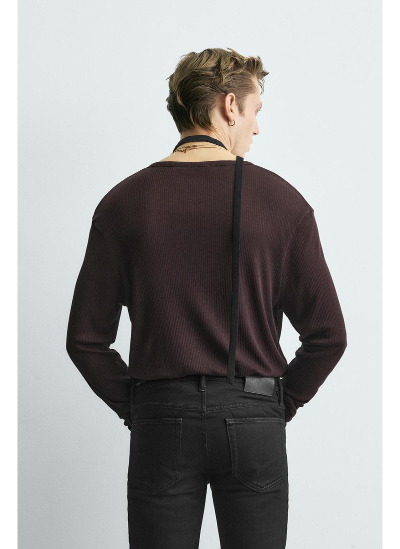 Футболка с воротником henley из лиоцелла и хлопка Футболка с воротником henley из лиоцелла и хлопка