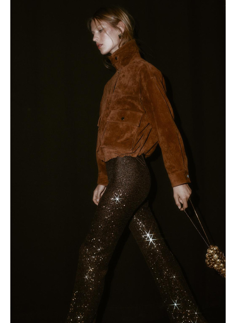 Кожаная куртка-бомбер из 100% кожи Кожаная куртка-бомбер из 100% кожи