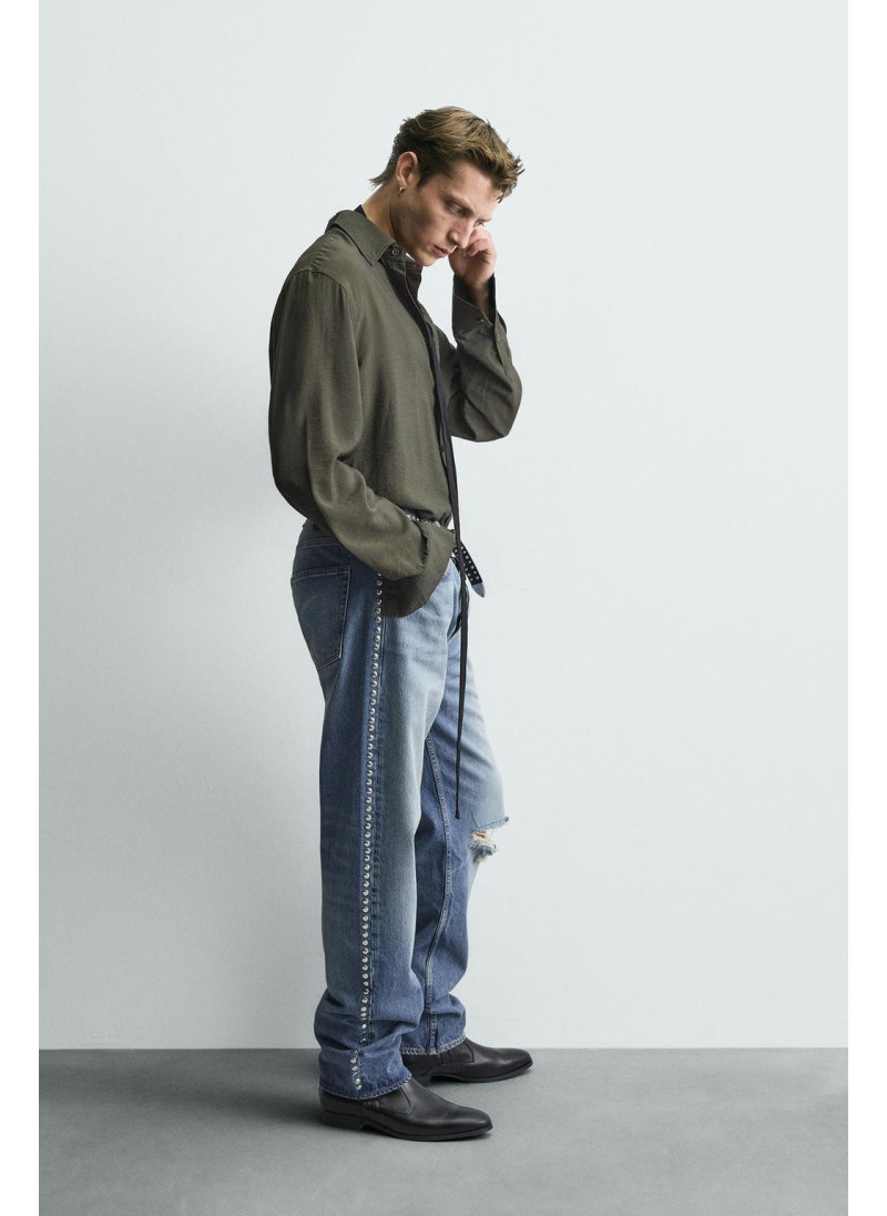 РУБАШКА С ВЫШИВКОЙ И СТРАЗАМИ LIMITED EDITION РУБАШКА С ВЫШИВКОЙ И СТРАЗАМИ LIMITED EDITION