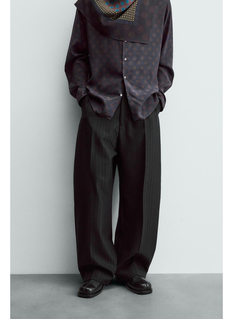 Брюки костюмные limited edition curved fit Брюки костюмные limited edition curved fit