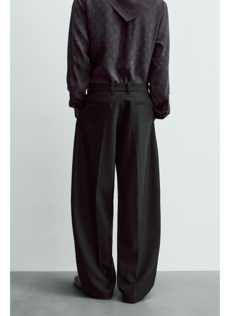 Брюки костюмные limited edition curved fit Брюки костюмные limited edition curved fit