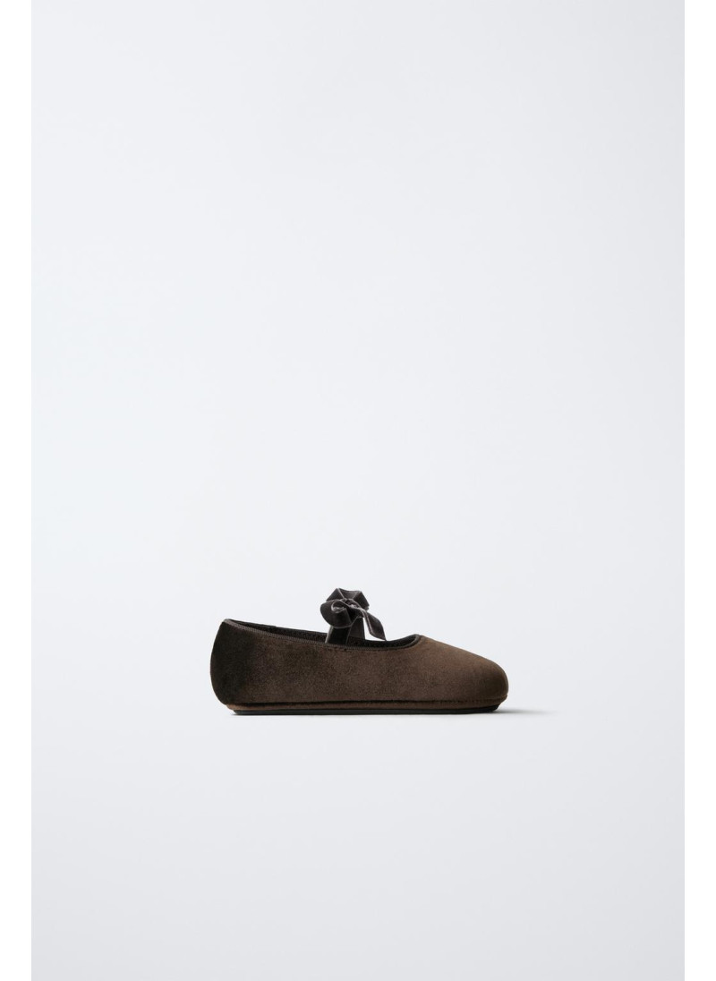 Туфли-балетки с бантиком