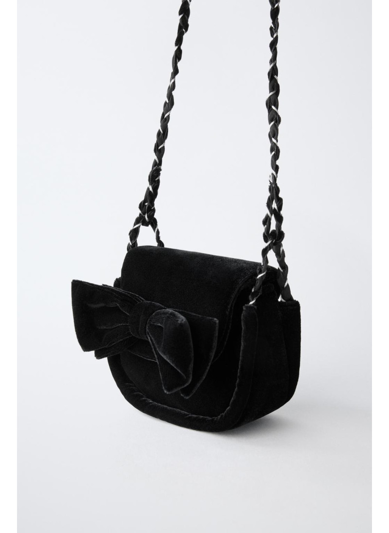 СУМКА С ПЛЕЧЕВЫМ РЕМНЕМ ИЗ БАРХАТА С БАНТОМ СУМКА С ПЛЕЧЕВЫМ РЕМНЕМ ИЗ БАРХАТА С БАНТОМ