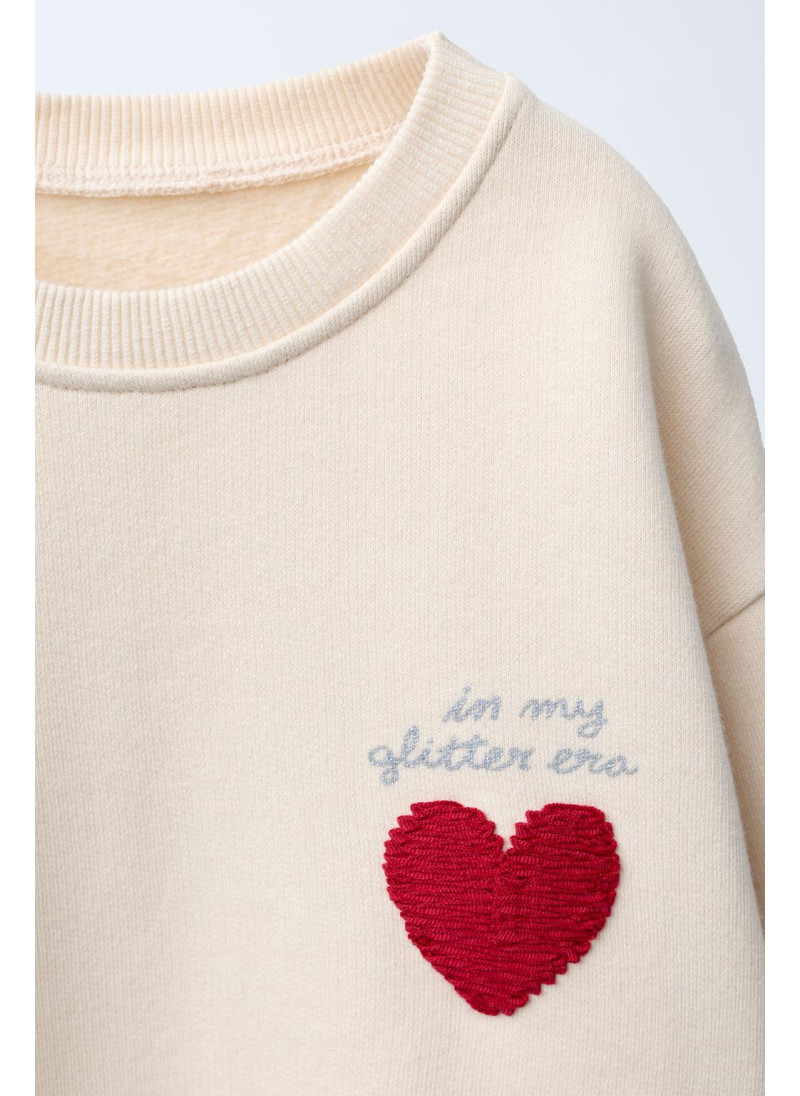 ТОЛСТОВКА С ВЫШИТЫМИ СЕРДЦАМИ ТОЛСТОВКА С ВЫШИТЫМИ СЕРДЦАМИ