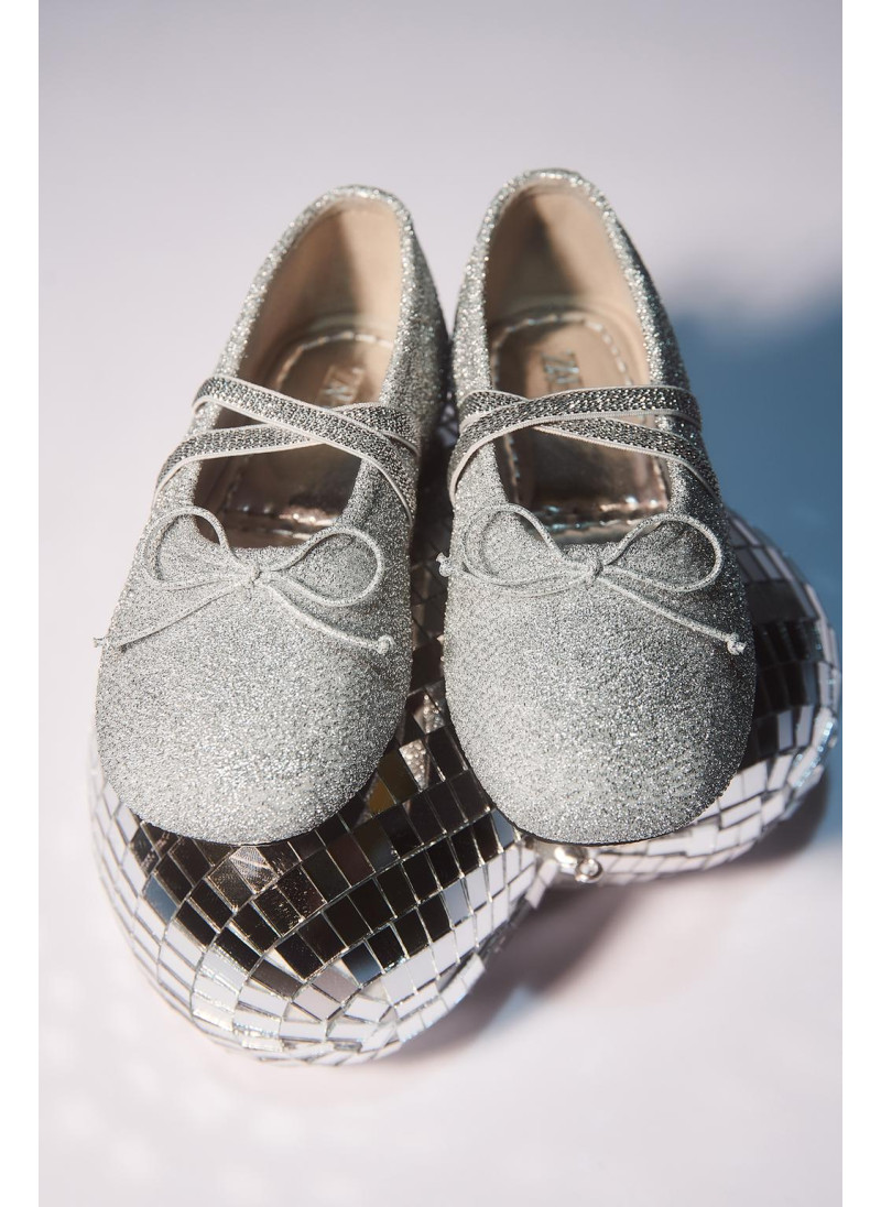 СЕРЕБРИСТЫЕ БАЛЕТКИ ДЛЯ ВЕ�...