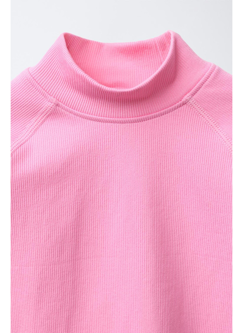 ТЕРМОФУТБОЛКА В РУБЧИК С РЕЛЬЕФНОЙ НАДПИСЬЮ ТЕРМОФУТБОЛКА В РУБЧИК С РЕЛЬЕФНОЙ НАДПИСЬЮ