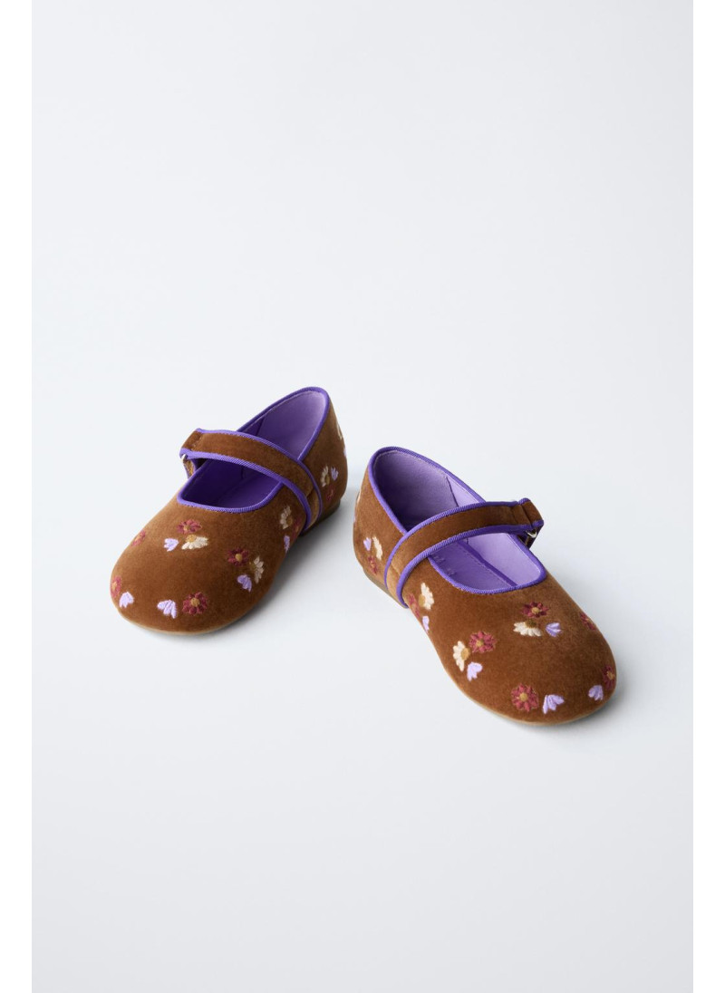 БАЛЕТКИ С ВЫШИВКОЙ БАЛЕТКИ С ВЫШИВКОЙ