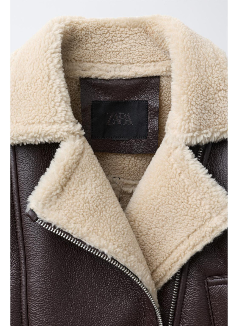 КУРТКА-ДУБЛЕНКА В БАЙКЕРСКОМ СТИЛЕ КУРТКА-ДУБЛЕНКА В БАЙКЕРСКОМ СТИЛЕ