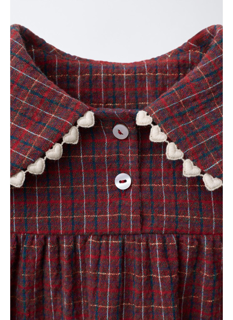 ПЛАТЬЕ В КЛЕТКУ С КРУЖЕВНЫМИ СЕРДЕЧКАМИ ПЛАТЬЕ В КЛЕТКУ С КРУЖЕВНЫМИ СЕРДЕЧКАМИ