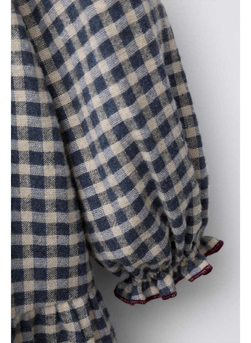 ПЛАТЬЕ В КЛЕТКУ С ВОЛНИСТОЙ ОТОРОЧКОЙ ПЛАТЬЕ В КЛЕТКУ С ВОЛНИСТОЙ ОТОРОЧКОЙ