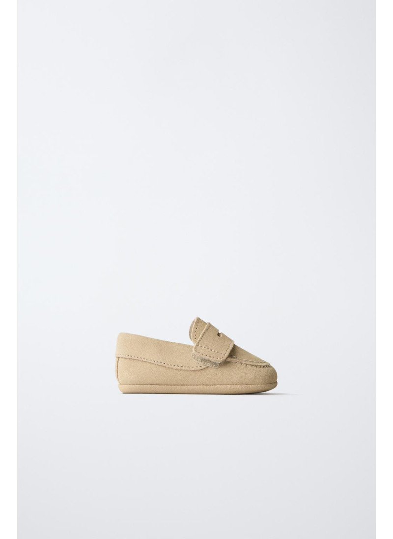 Туфли из кожи