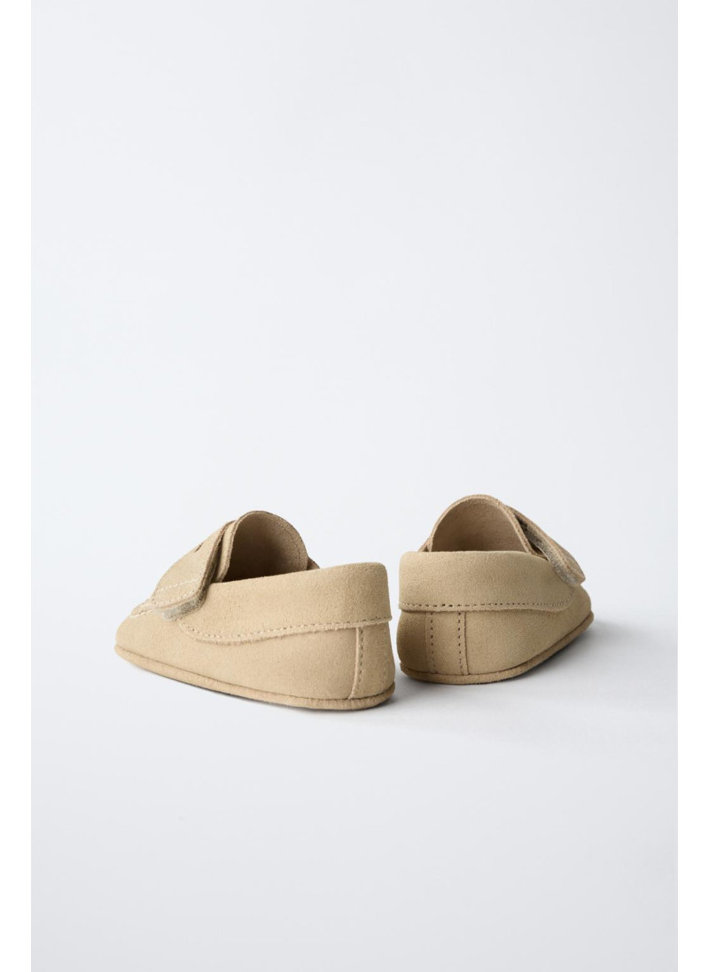 Туфли из кожи Туфли из кожи