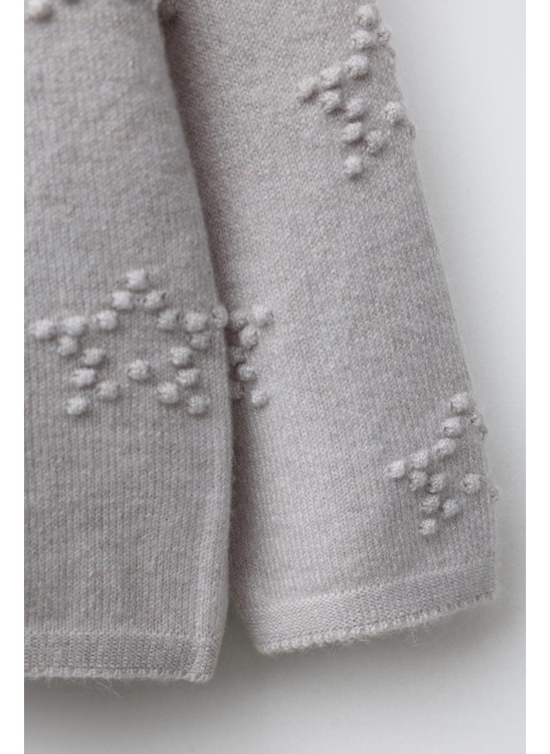 ВЯЗАНЫЙ ДЖЕРСИ С ВЫШИТЫМИ ЗВЕЗДАМИ ВЯЗАНЫЙ ДЖЕРСИ С ВЫШИТЫМИ ЗВЕЗДАМИ