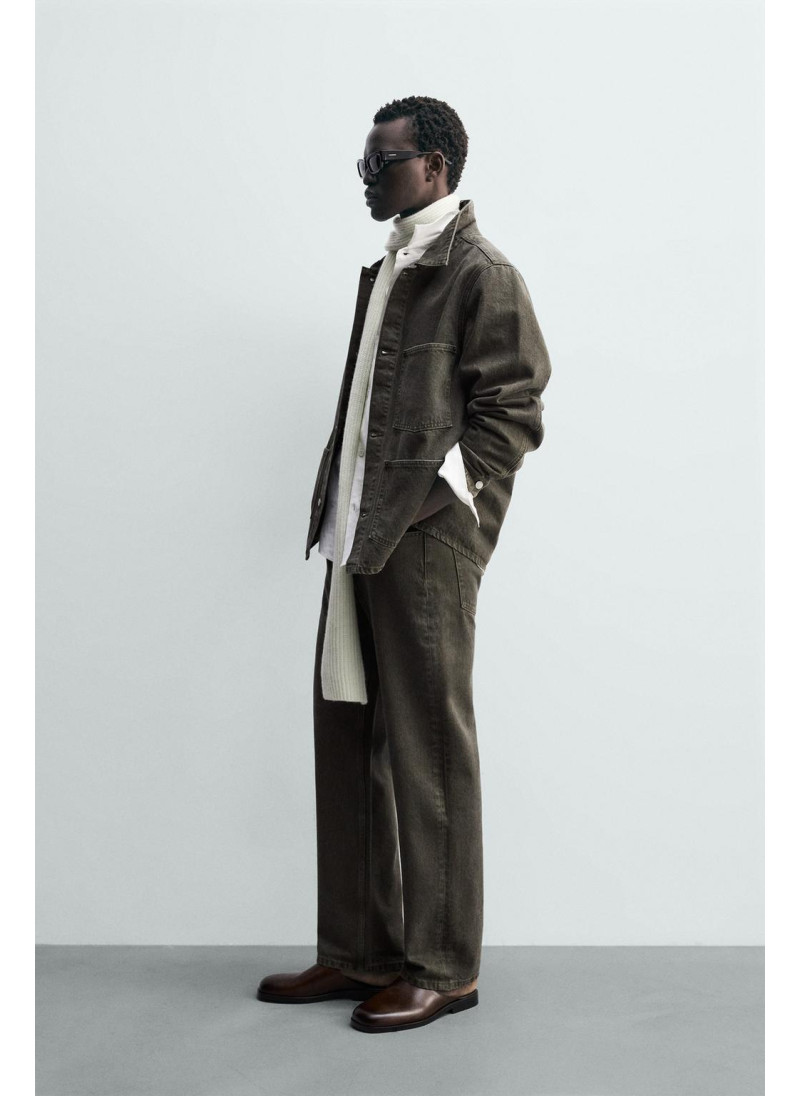 ДЖИНСОВАЯ КУРТКА С КАРМАНАМИ ДЖИНСОВАЯ КУРТКА С КАРМАНАМИ