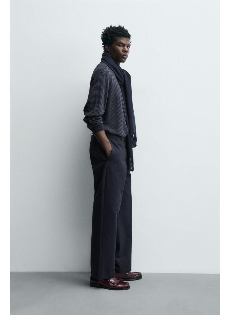 Брюки прямого кроя Брюки прямого кроя