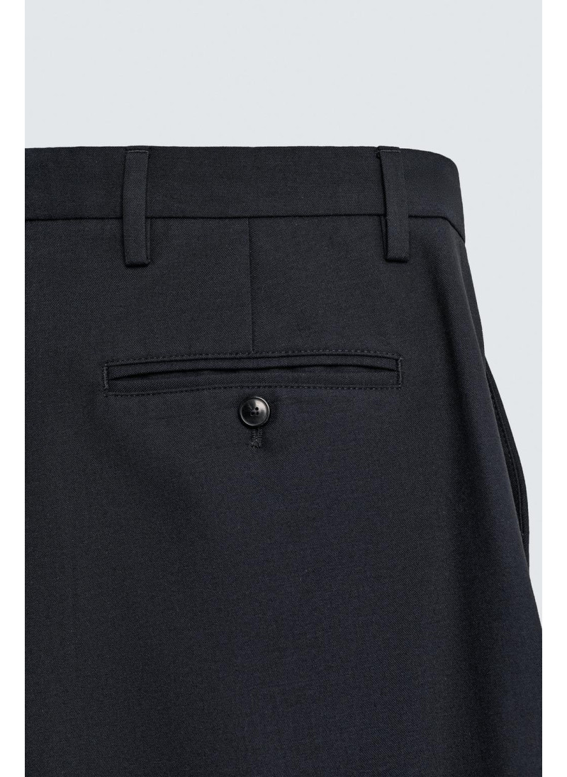 Брюки прямого кроя Брюки прямого кроя