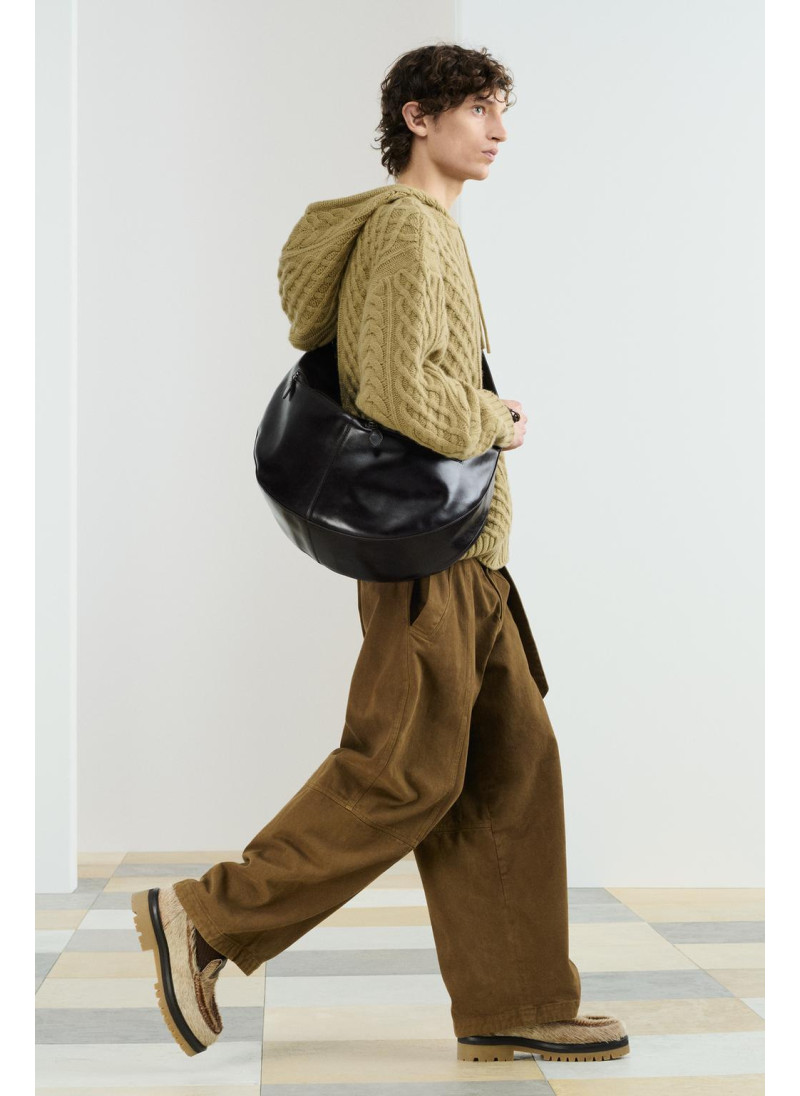 Трикотажная толстовка с капюшоном Трикотажная толстовка с капюшоном