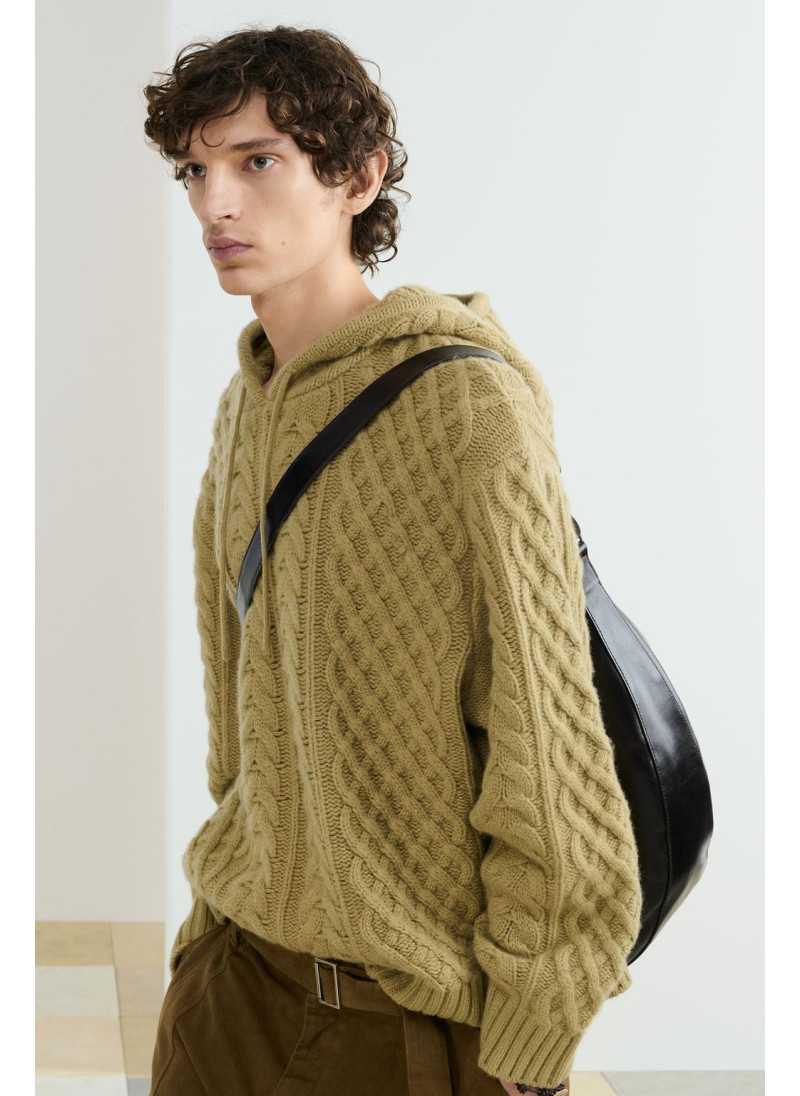 Трикотажная толстовка с капюшоном Трикотажная толстовка с капюшоном