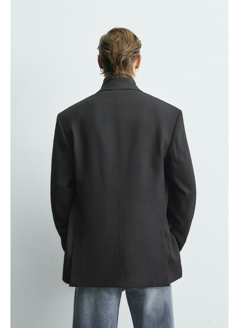 Пиджак limited edition в полоску с двубортной застежкой Пиджак limited edition в полоску с двубортной застежкой