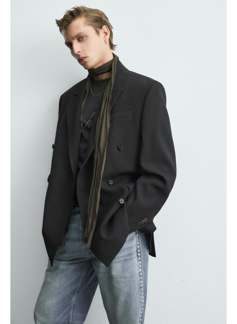 Пиджак limited edition в полоску с двубортной застежкой Пиджак limited edition в полоску с двубортной застежкой