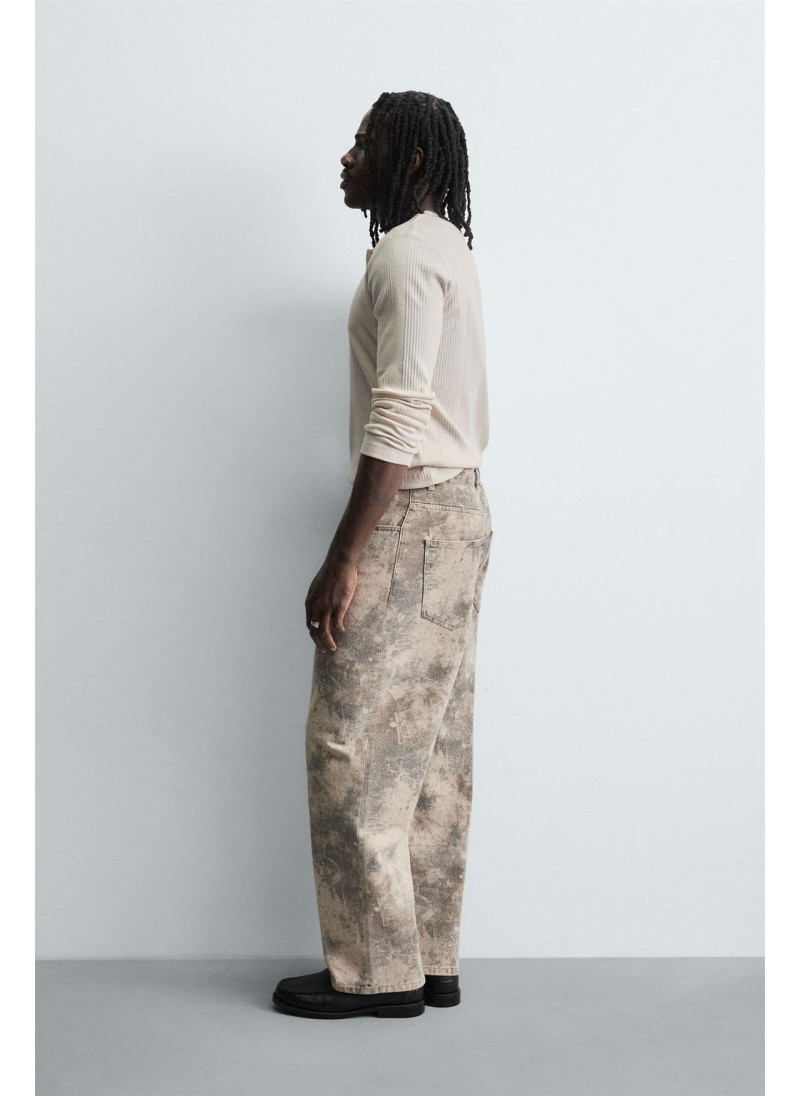 Брюки свободного кроя с абстрактным принтом Брюки свободного кроя с абстрактным принтом