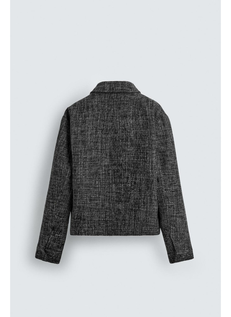 КУРТКА-РУБАШКА С КАРМАНАМИ ИЗ РЕЛЬЕФНОЙ ТКАНИ КУРТКА-РУБАШКА С КАРМАНАМИ ИЗ РЕЛЬЕФНОЙ ТКАНИ