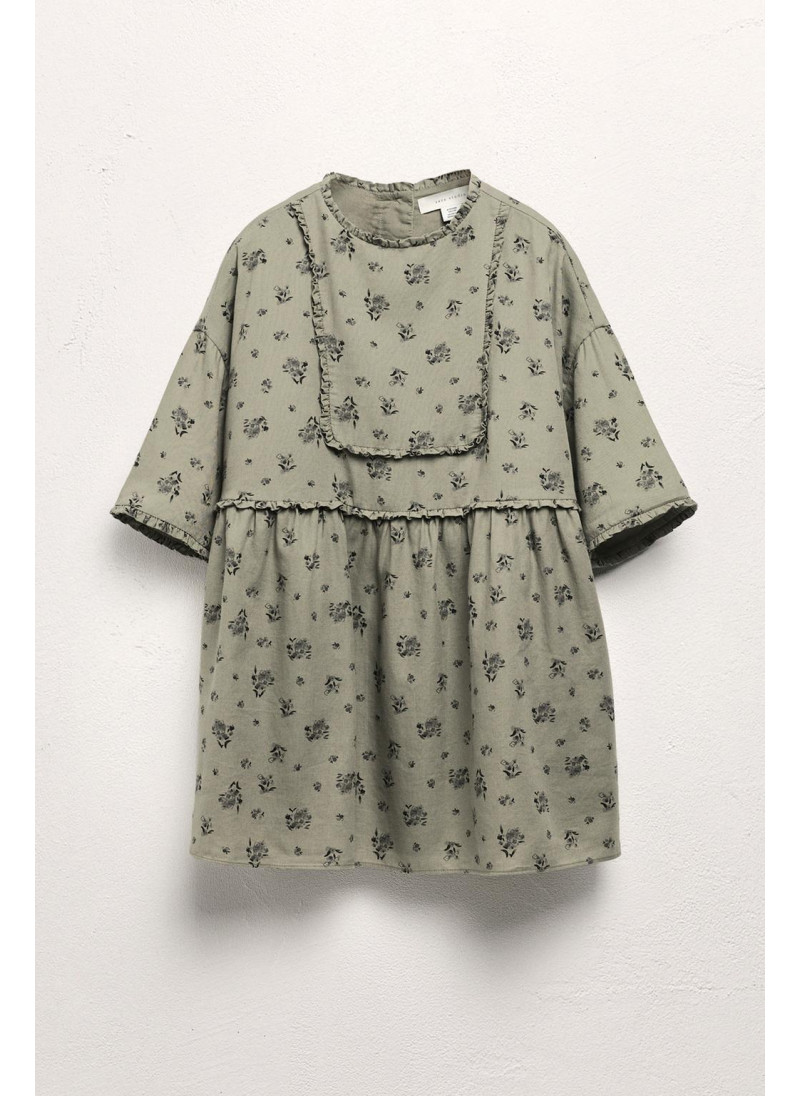 Платье с рюшами и цветочным...