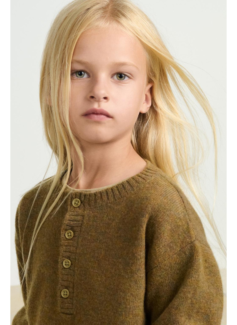 Джемпер из шерсти с отложным воротником Джемпер из шерсти с отложным воротником