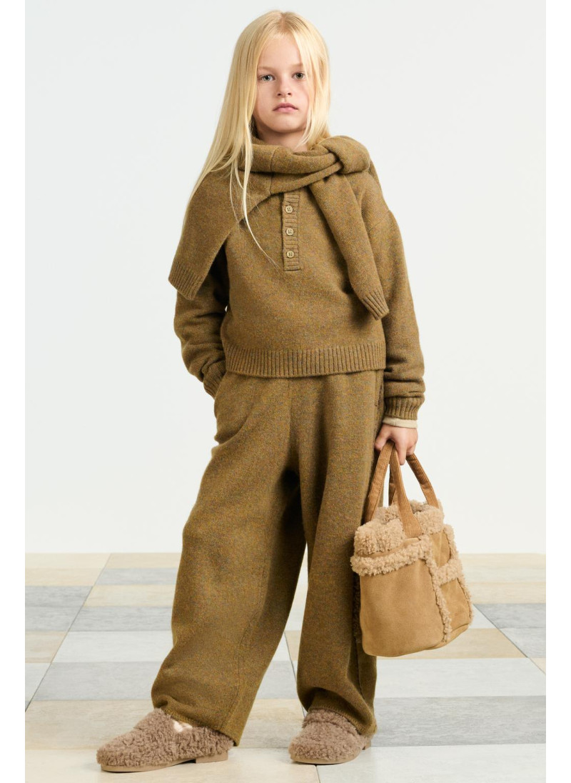 Джемпер из шерсти с отложны...