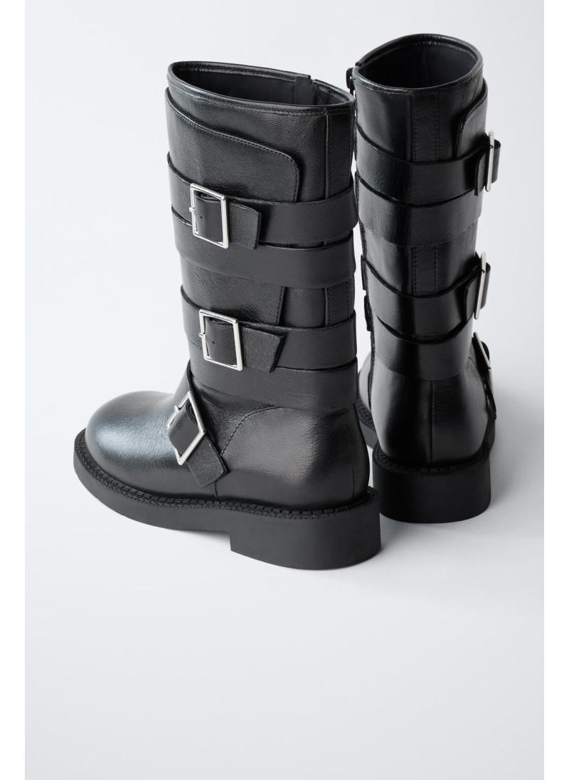 Ботинки из кожи с пряжкой Ботинки из кожи с пряжкой