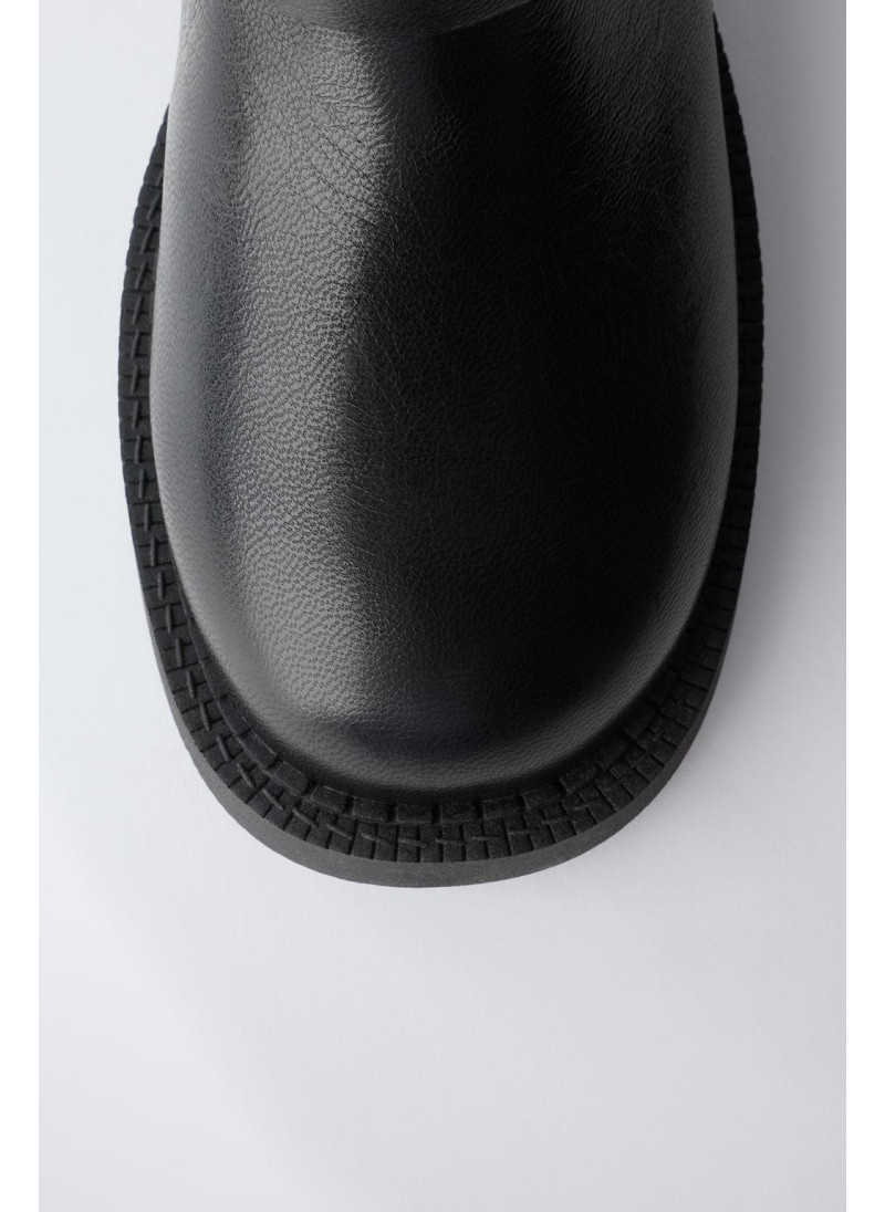 Ботинки из кожи с пряжкой Ботинки из кожи с пряжкой