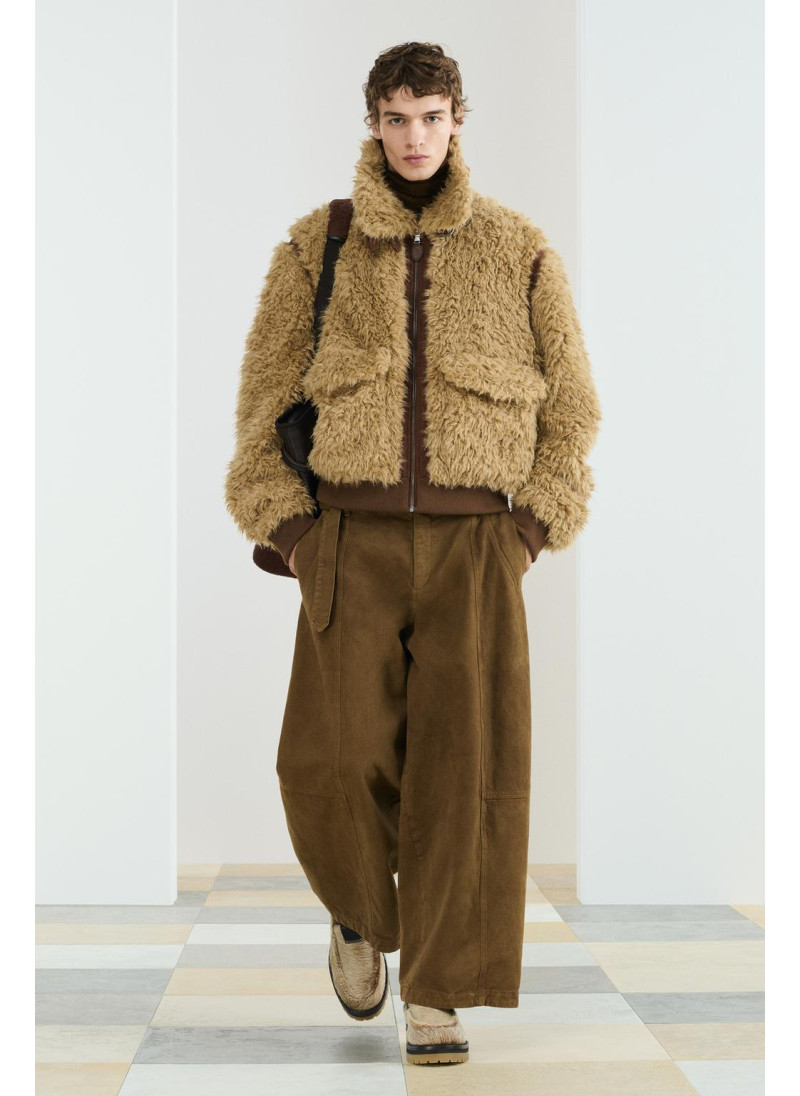 Жакет из овечьего меха