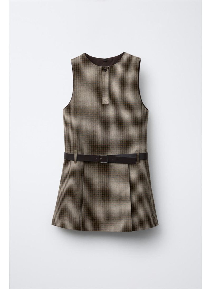 САРАФАН В КЛЕТКУ СО СЪЕМНЫМ ПЛАТКОМ САРАФАН В КЛЕТКУ СО СЪЕМНЫМ ПЛАТКОМ