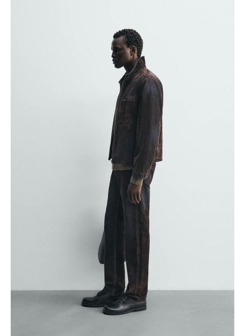 Джинсы со взлетно-посадочным покроем из флокированного бархата Джинсы со взлетно-посадочным покроем из флокированного бархата