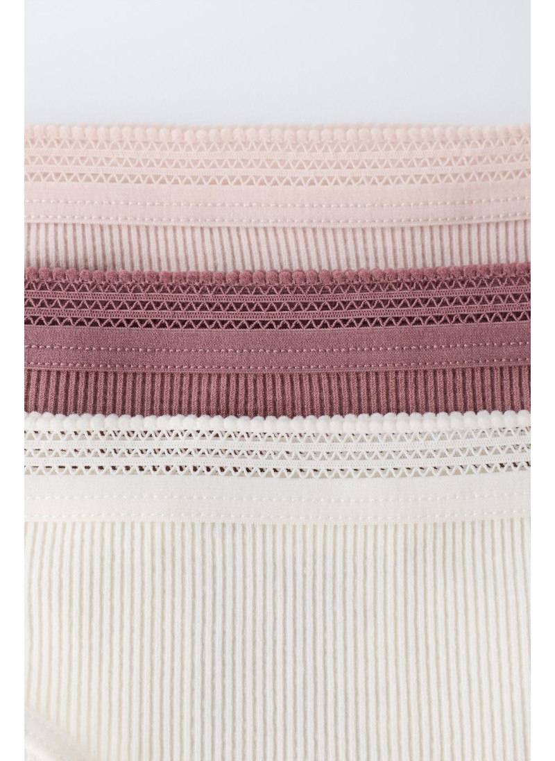 Пакет трусиков без швов на возраст от 8 до 14 лет Пакет трусиков без швов на возраст от 8 до 14 лет