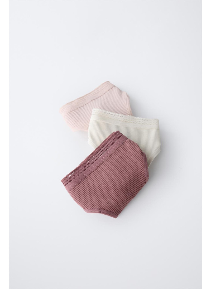 Пакет трусиков без швов на возраст от 8 до 14 лет Пакет трусиков без швов на возраст от 8 до 14 лет