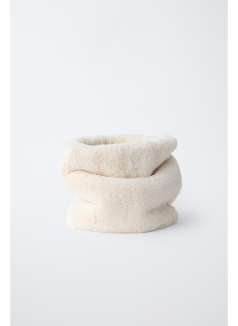 Шаль из искусственного меха Шаль из искусственного меха