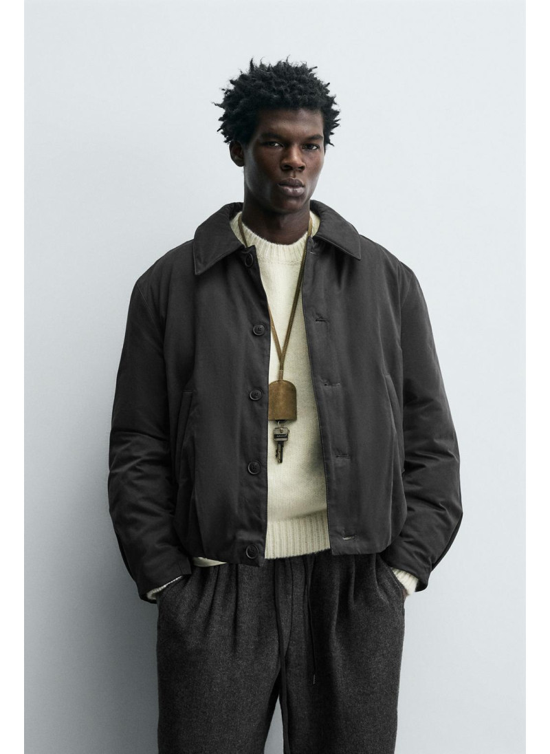 УКОРОЧЕННАЯ СТЕГАНАЯ КУРТКА УКОРОЧЕННАЯ СТЕГАНАЯ КУРТКА