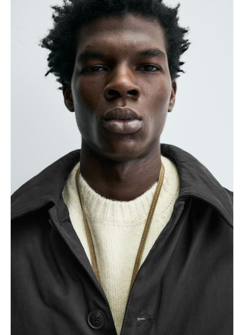 УКОРОЧЕННАЯ СТЕГАНАЯ КУРТКА УКОРОЧЕННАЯ СТЕГАНАЯ КУРТКА