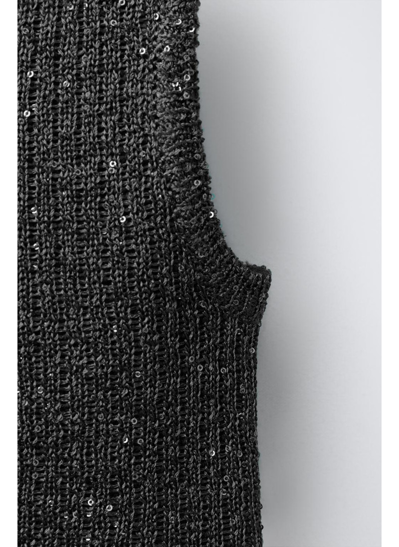 ТРИКОТАЖНЫЙ ТОП С ПАЙЕТКАМИ ТРИКОТАЖНЫЙ ТОП С ПАЙЕТКАМИ