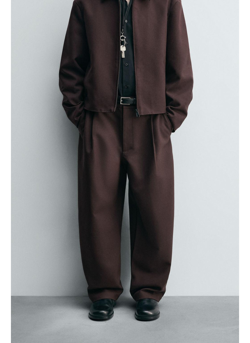 Брюки с завышенной талией и манжетами на резинке Брюки с завышенной талией и манжетами на резинке