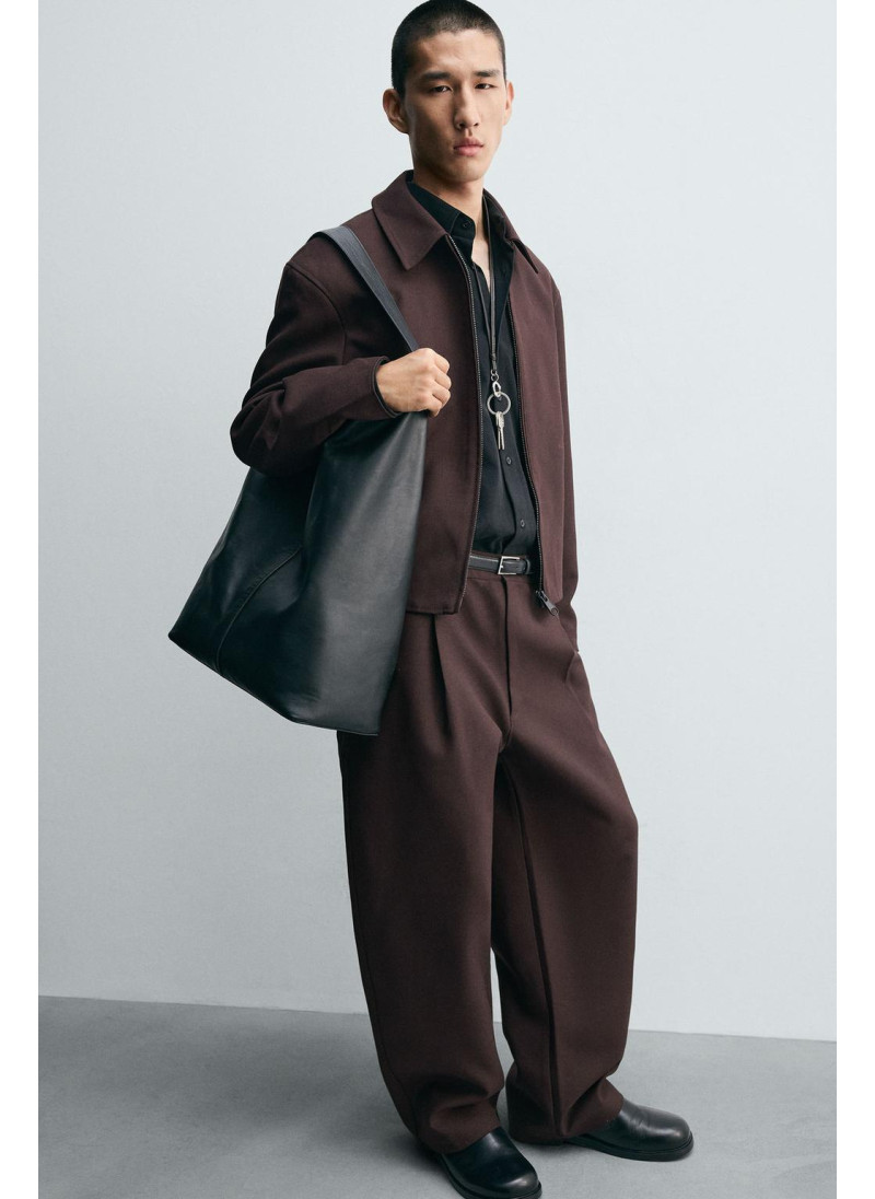 Брюки с завышенной талией и манжетами на резинке Брюки с завышенной талией и манжетами на резинке