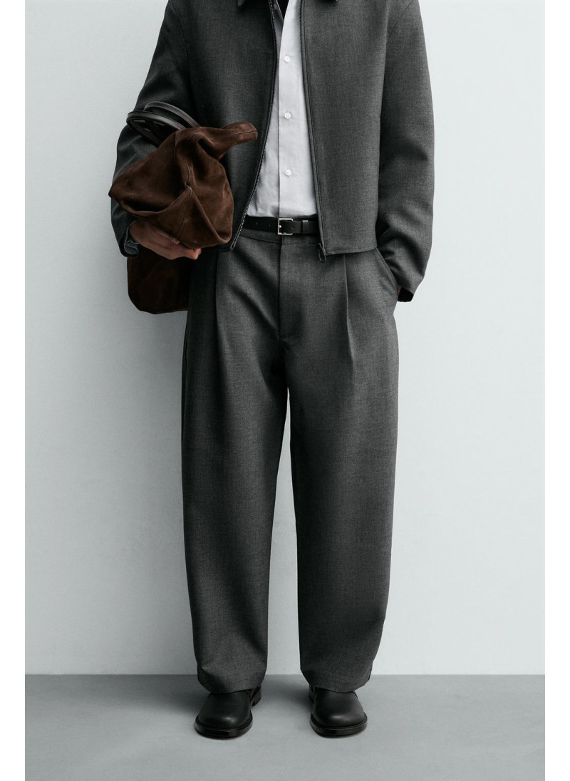 Брюки с завышенной талией и манжетами на резинке Брюки с завышенной талией и манжетами на резинке