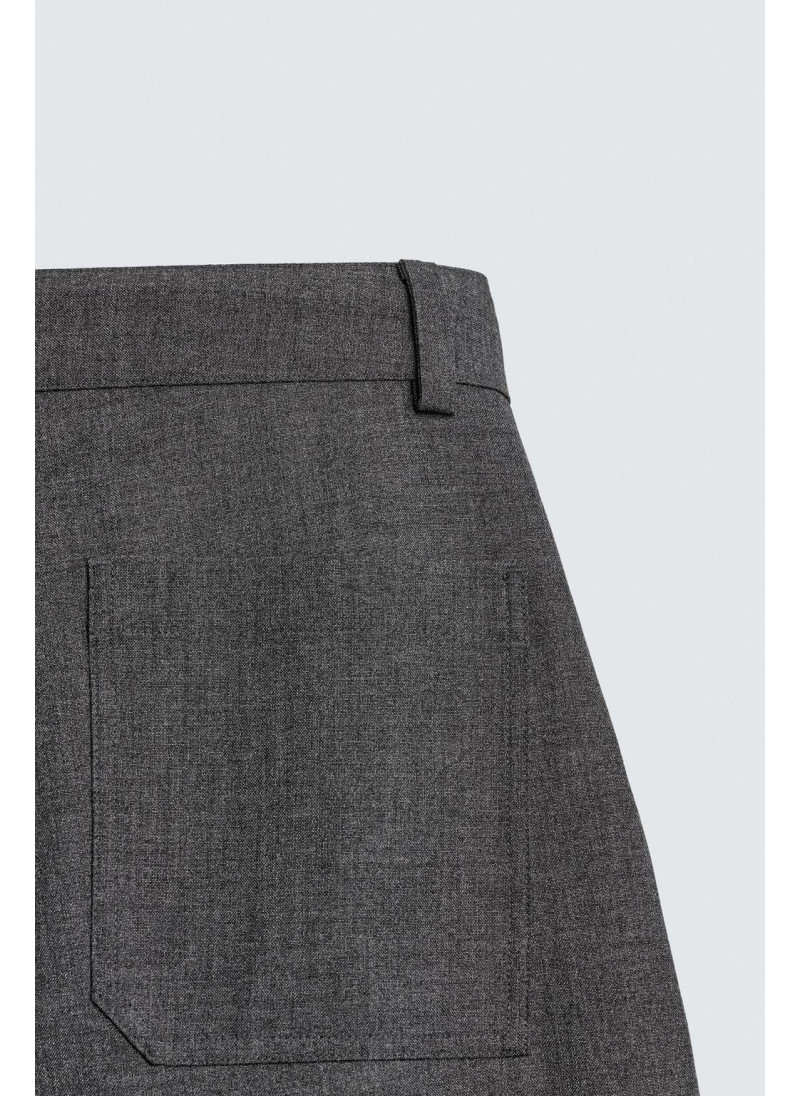 Брюки с завышенной талией и манжетами на резинке Брюки с завышенной талией и манжетами на резинке