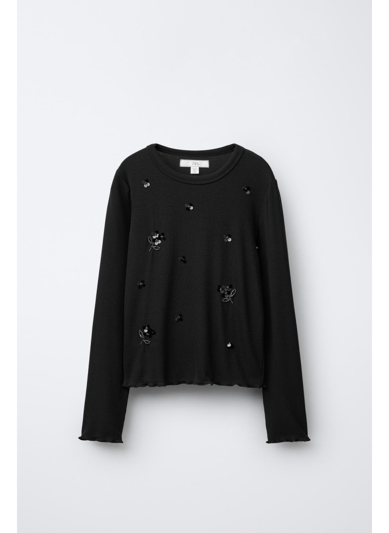 Футболка с пайетками и ребристой фактурой Футболка с пайетками и ребристой фактурой