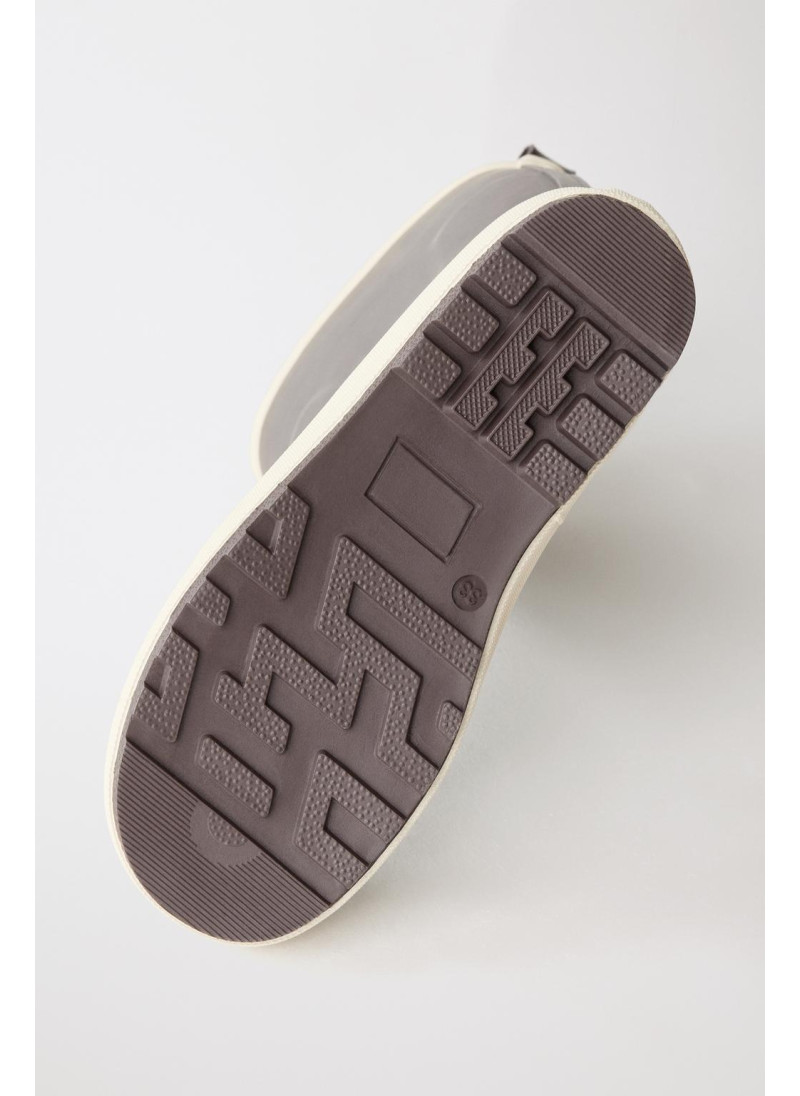 Резиновые сапоги с блоками цветов Резиновые сапоги с блоками цветов