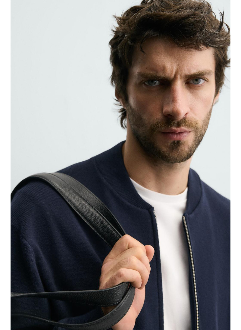 Кардиган из хлопково-вязаного плотного полотна Кардиган из хлопково-вязаного плотного полотна