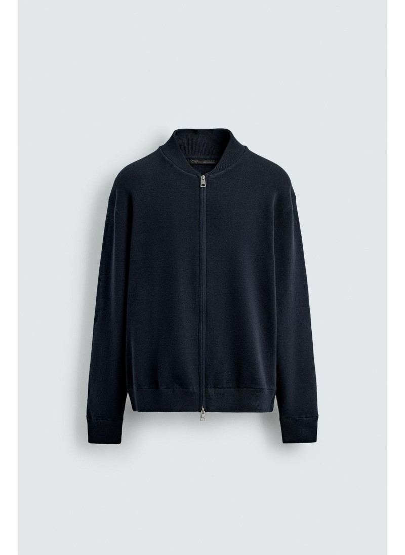 Кардиган из хлопково-вязаного плотного полотна Кардиган из хлопково-вязаного плотного полотна