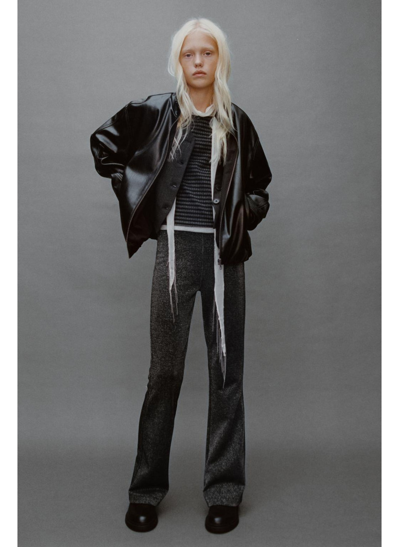 Блестящие леггинсы с раскл�...