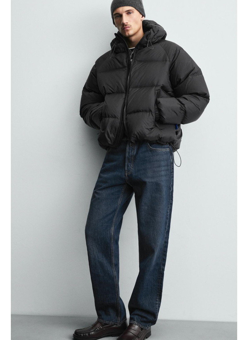 Пуховик с отделкой от влаги из 100% пера Пуховик с отделкой от влаги из 100% пера